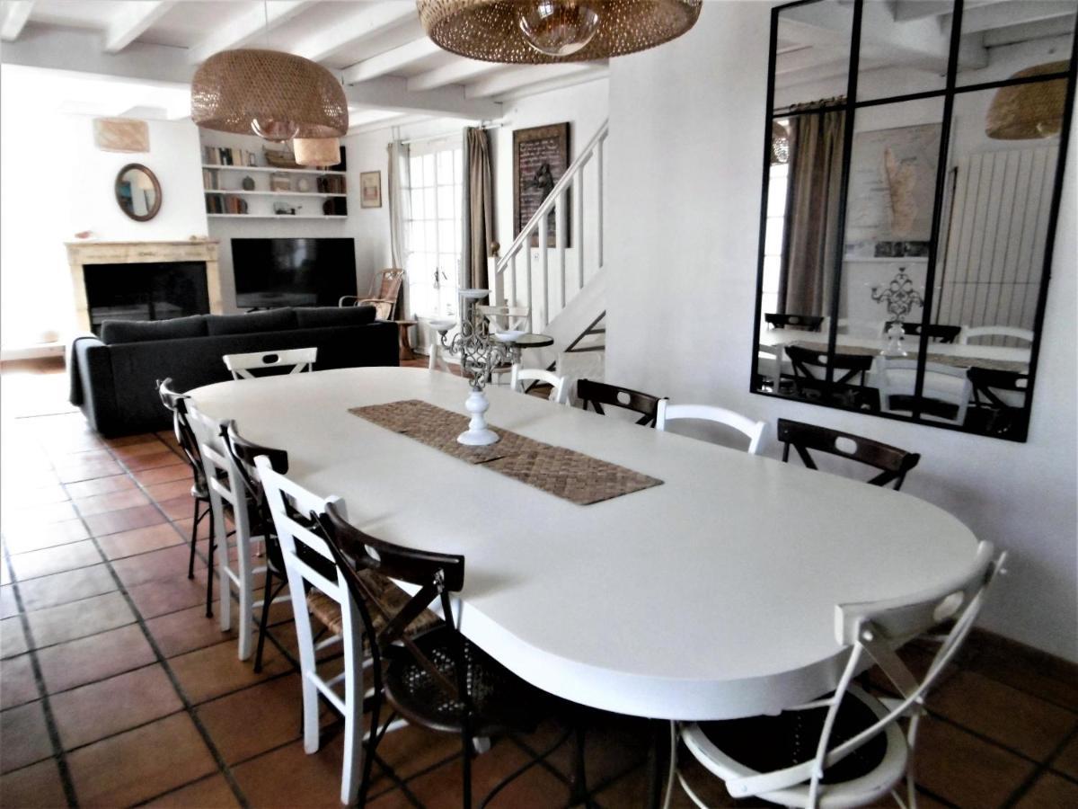 Le Chai Maison De Charme Pour Tribu Joyeuse Le Château-dʼOléron Εξωτερικό φωτογραφία